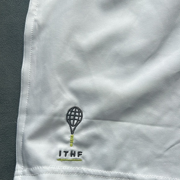 International Tennis Hall of Fame Boys White Tennis Shorts Sz 7 - Picture 2 of 4